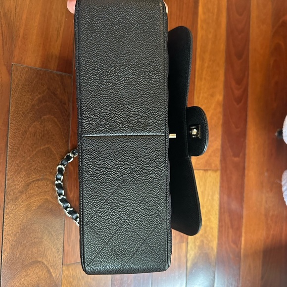 Authentic Classic Chanel black cavier jumbo - Picture 10 of 10